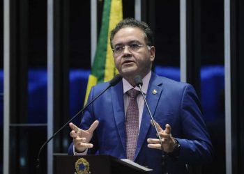 Primeira reunião da Comissão da Reforma Tributária define cronograma
