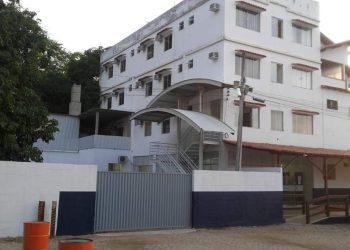 Aluno com transtorno mental esfaqueia três alunos em Colatina
