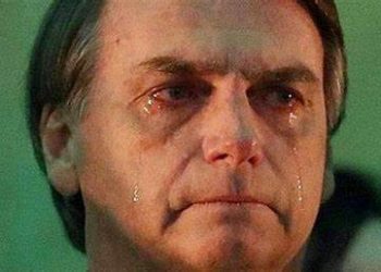 PARLAMENTAR EUROPEU ALERTA GOVERNO ITALIANO SOBRE POSSÍVEL FUGA DE BOLSONARO