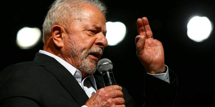 Lula garante que trabalhará para que Amazônia seja sede da COP-30