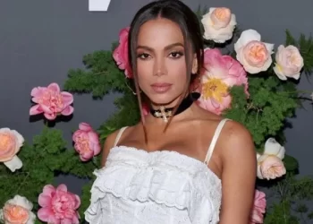 Anitta é diagnosticada com vírus que pode causar esclerose múltipla