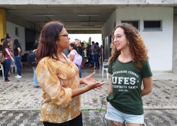 Vereadora Ciety apoia estudantes e professores que sofrem com bloqueio no orçamento da educação