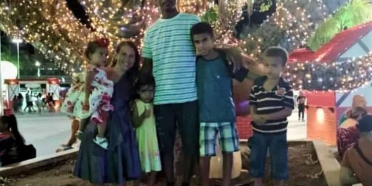 Família morta em acidente em Sooretama é velada e sepultada…