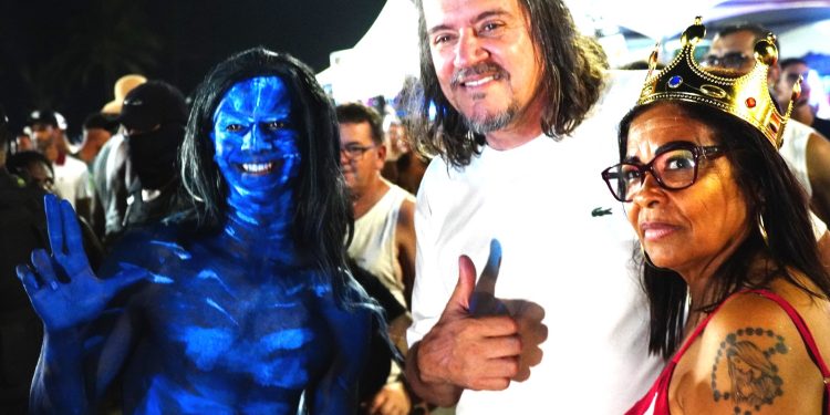 CADA VEZ MAIS INTERNACIONAL, GURIRI VIBRA NA VOLTA DO CARNAVAL