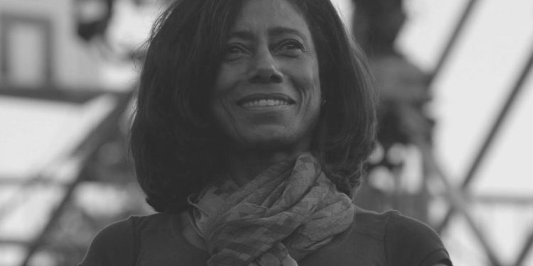  Morre jornalista Glória Maria, após luta contra o câncer