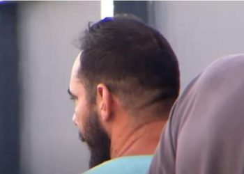 Pintor preso por matar cachorro com paulada diz que tentou defender criança de ataque