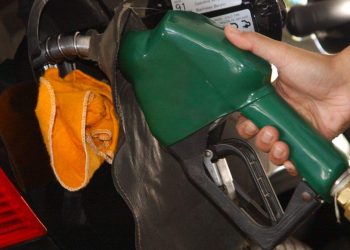 Preço da gasolina sobe 9% e fica mais caro em todas as regiões, mostra IPTL