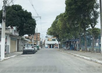 Homem armado invade creche para fugir de tiros e crianças se trancam nas salas no Espirito Santo