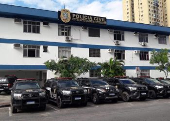 Idosa de 84 anos é assassinada em Jardim Camburi e filho é preso