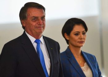 Bolsonaro e Michelle ficam em silêncio no depoimento à PF sobre as joias