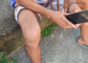 Essa é nova! Criminosos em jet ski assaltam pescador e roubam barco em Vitória