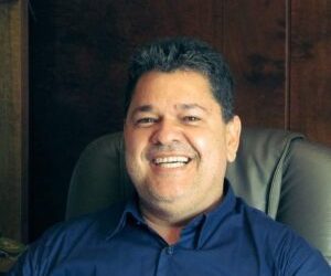 Bomba: Paulo Fundão Contrata Empresa Recém-Criada por R$40 Mil para Resgate da História da Câmara Municipal de São Mateus
