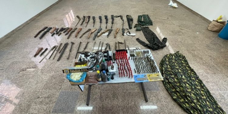 Operação Senhor das Armas estoura fábrica clandestina de armas em Pedro Canário