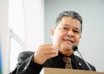 Farra na Câmara de Vereadores de São Mateus: Nepotismo e desperdício de recursos públicos sob o comando de Paulo Fundão
