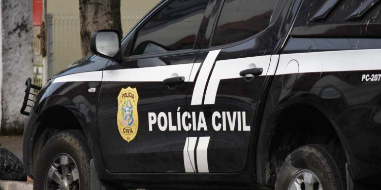 Homem morre e mulher fica ferida após ser baleada 8 vezes no Espírito Santo