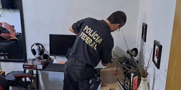 Acusado de compartilhar imagens de abuso sexual infantil na internet é preso em São Mateus