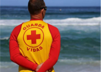Guarda-Vida Sofre Mal Súbito e Se Afoga na Praia de Guriri