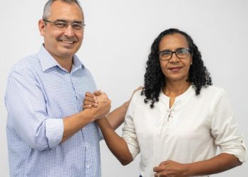 Bagunça na Educação de São Mateus: Vice-prefeita Raquel Critica Prefeito Marcus da Cozivip
