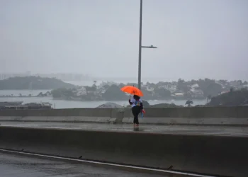 Inmet emite novo alerta de chuvas intensas para todos os municípios do ES