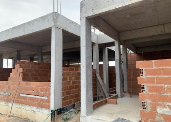 Obra da nova UBS do Assentamento Miragem avança em Ecoporanga