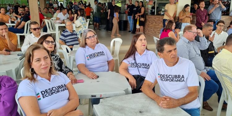 Prefeito Zé Luiz Mendes participa do Encontro Regional de Lideranças do Norte em Barra de São Francisco