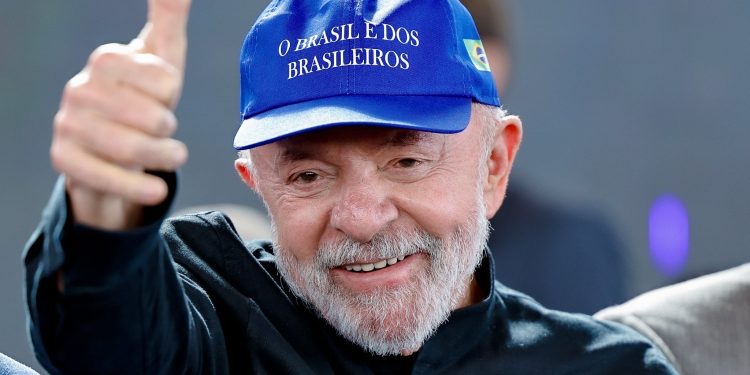 ‘A faculdade de medicina de São Mateus está pronta’, afirma Lula no ES