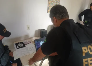 Jovem de São Mateus é preso por estupro virtual e induzir crianças ao suicídio