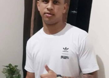 São Mateus — Intenso tiroteio no Bairro Vitória deixa um morto e um ferido; vídeo é chocante