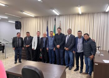 Zé Luiz Mendes, prefeito de Ecoporanga, presta contas à Câmara de Vereadores sobre o Ecoporanga AgroShow — o primeiro prefeito da história a realizar esse gesto