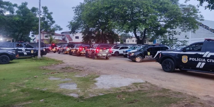 Grande operação policial contra facção criminosa da Bahia mobiliza mais de 100 agentes em São Mateus, veja o vídeo