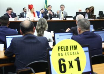 Fim da escala 6×1 avança na Câmara e milhões de trabalhadores podem ganhar mais descanso