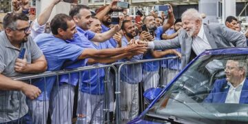 Vitória para os trabalhadores: com pressão de Lula, Senado vota agora fim da escala 6×1